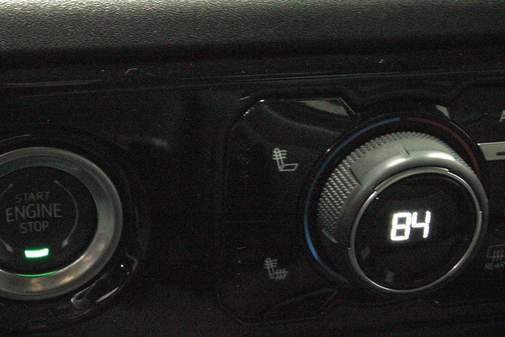 Used 2024 Chevrolet Silverado 1500 LT image 11