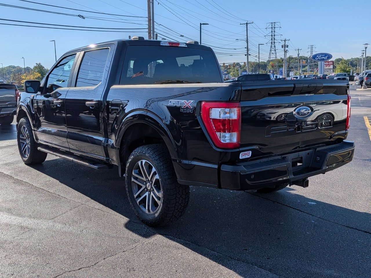 Certified 2022 Ford F150 XL w/ STX Appearance Package AWD/4WD image 6