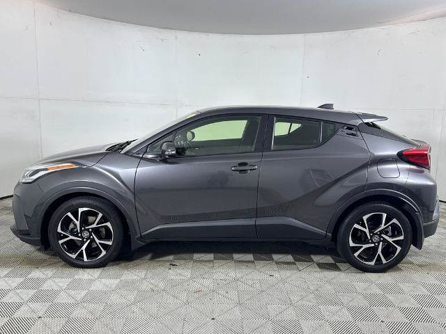 Used 2021 Toyota C-HR XLE FWD image 7