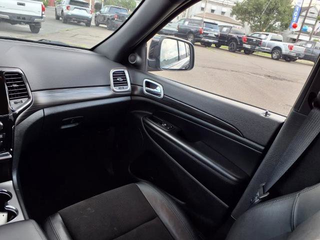 Used 2022 Jeep Grand Cherokee Laredo X image 16