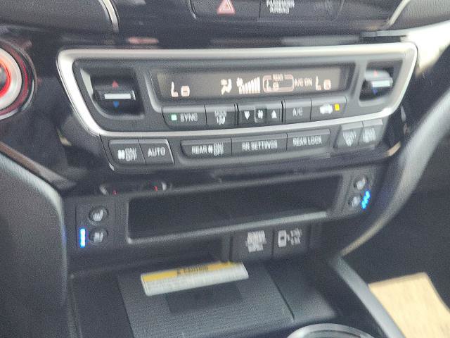Used 2023 Honda Passport Elite image 18