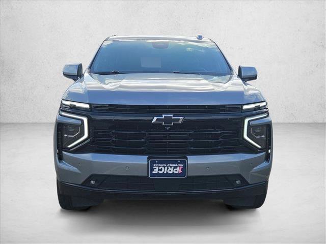Used 2025 Chevrolet Suburban RST w/ Comfort Package RWD image 2
