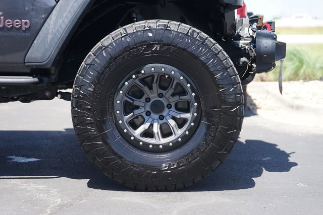 Used 2018 Jeep Wrangler Rubicon AWD/4WD image 4