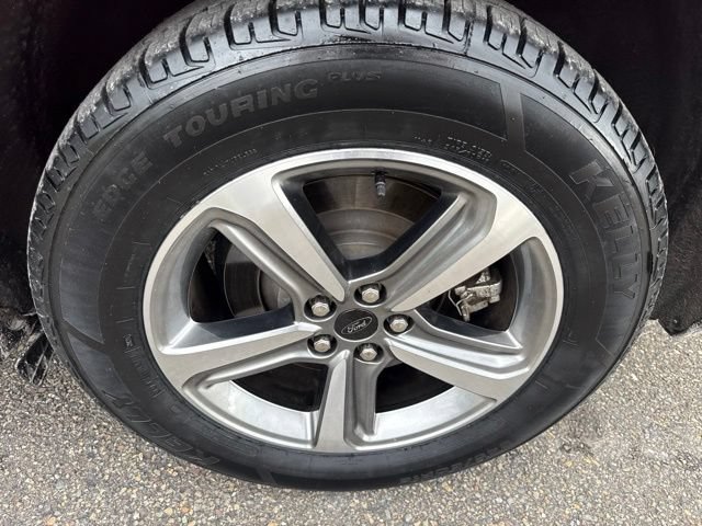 Certified 2024 Ford Edge SEL w/ Convenience Package AWD/4WD image 11