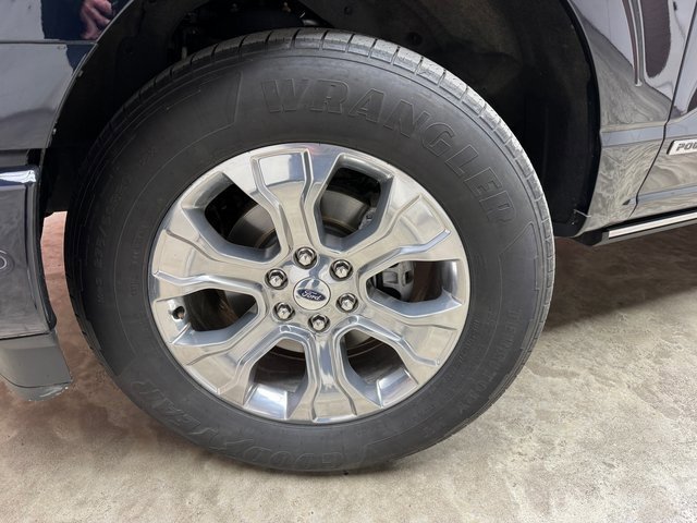 Certified 2021 Ford F150 Platinum w/ Equipment Group 701A High image 29