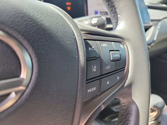 Used 2024 Lexus UX 250h F Sport FWD image 27