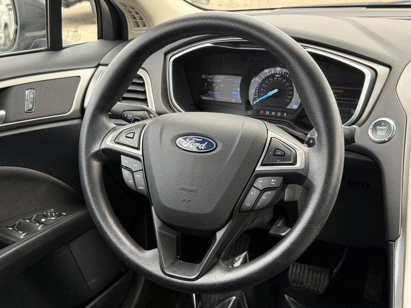 Certified 2019 Ford Fusion SE FWD image 16