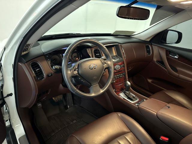 Used 2017 INFINITI QX50 2WD w/ Premium Plus Package image 16