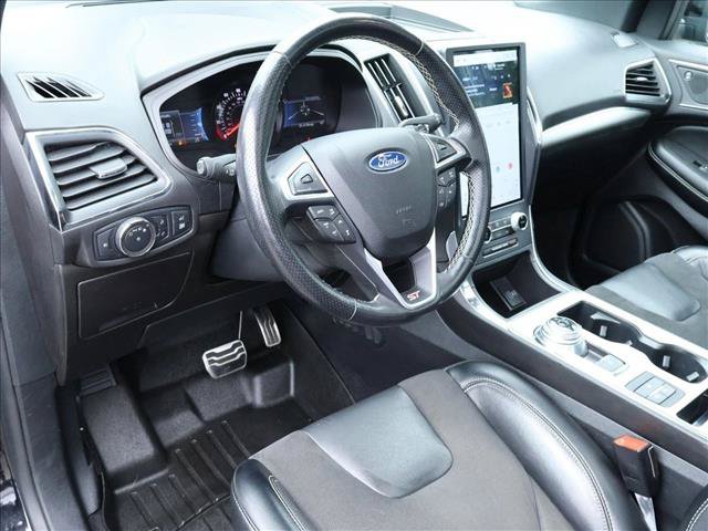 Certified 2022 Ford Edge ST w/ Equipment Group 401A AWD/4WD image 12