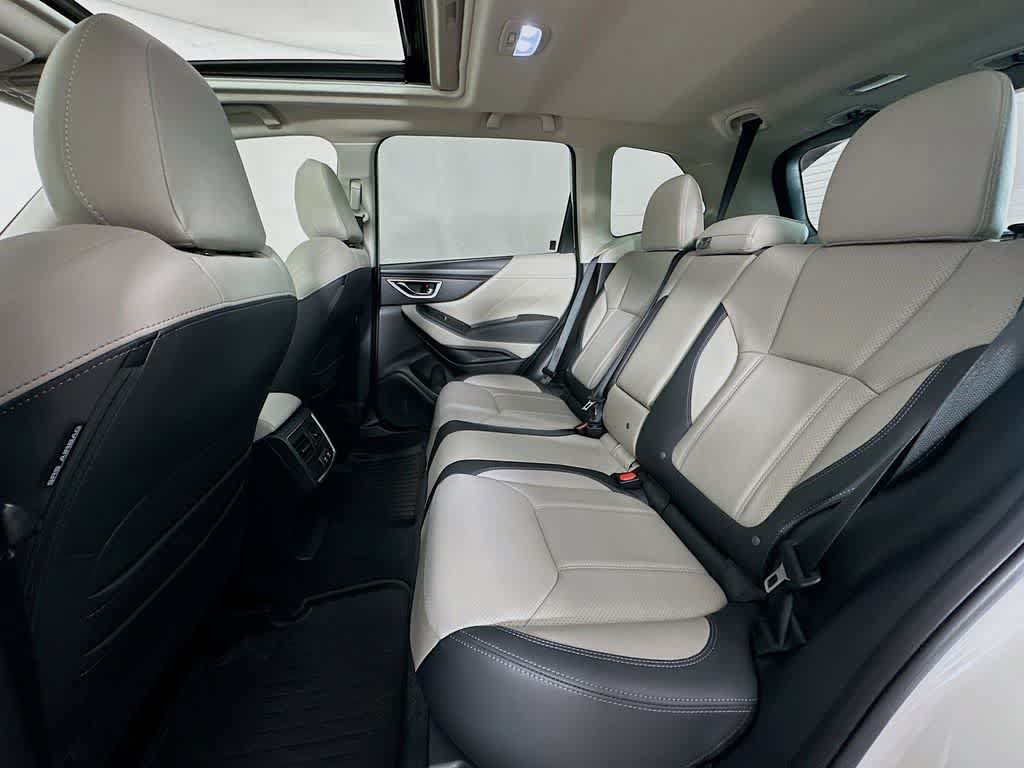 Used 2023 Subaru Forester Limited AWD/4WD image 14