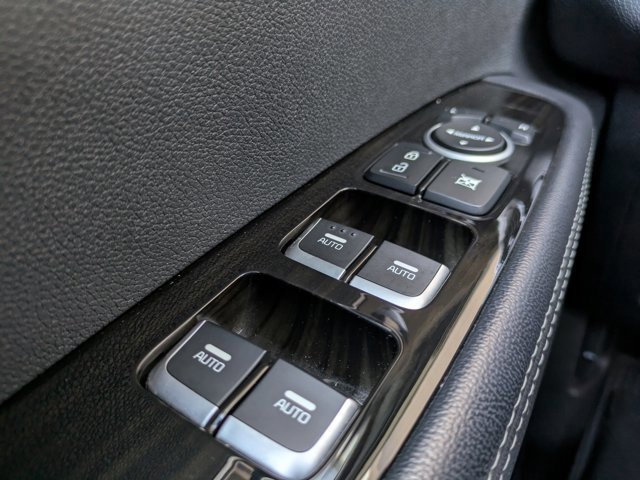 Used 2019 Kia Sorento EX image 23