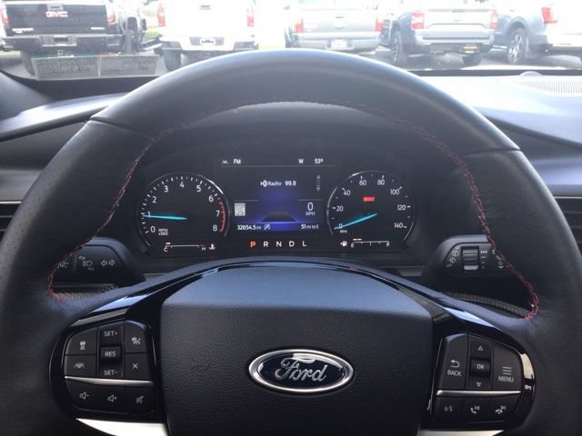 Certified 2024 Ford Explorer ST-Line w/ Class IV Trailer Tow Package AWD/4WD image 12