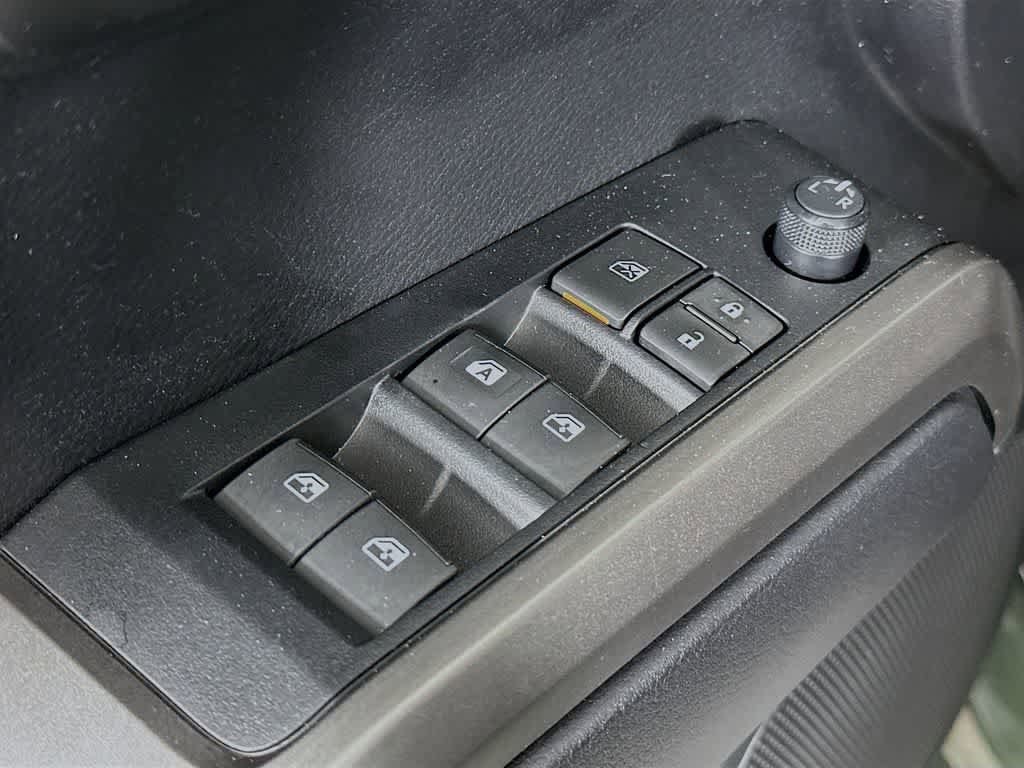 Used 2021 Toyota Tacoma SR5 w/ Trail Edition RWD image 28