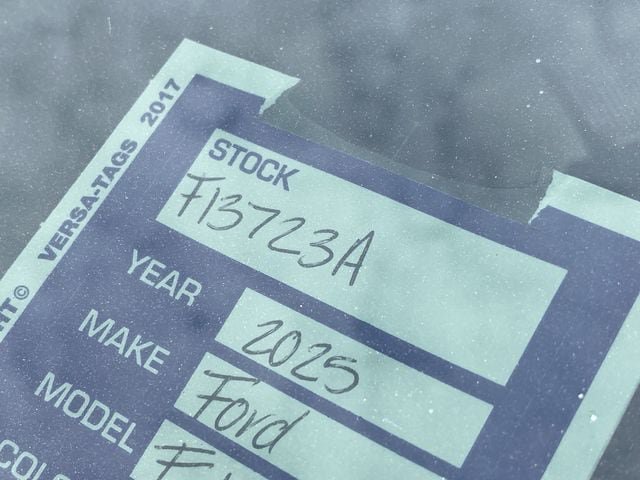 Certified 2025 Ford F150 Platinum w/ Equipment Group 702A High AWD/4WD image 41