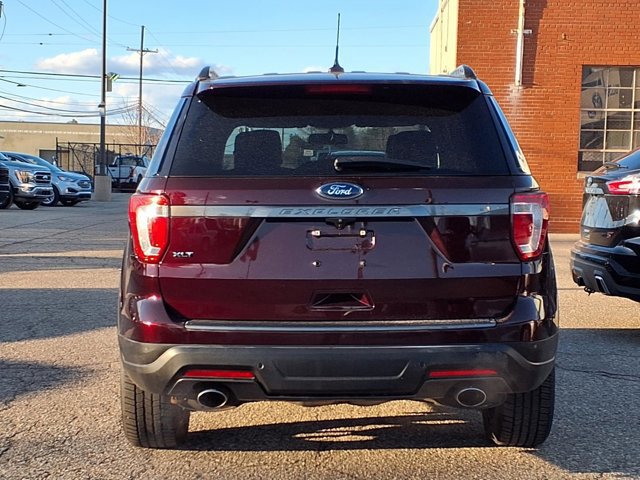 Certified 2018 Ford Explorer XLT w/ Equipment Group 202A image 2