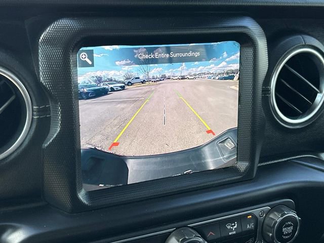 Used 2020 Jeep Gladiator Overland image 40