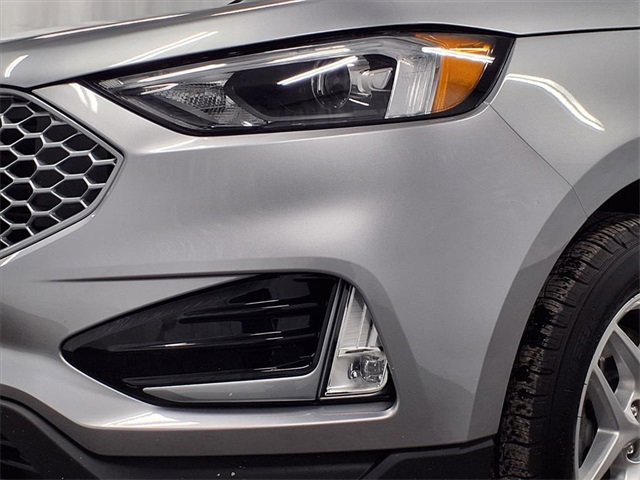 Certified 2023 Ford Edge SEL w/ Convenience Package image 30