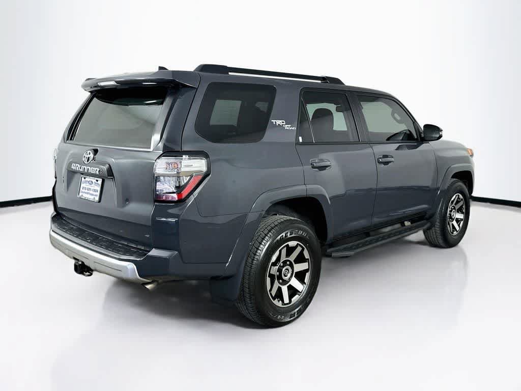 Used 2024 Toyota 4Runner TRD Off-Road Premium w/ Moonroof Package AWD/4WD image 25