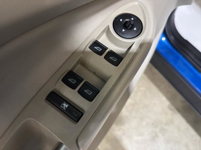 Certified 2017 Ford Escape SE FWD image 11