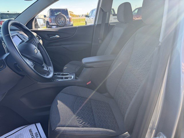 Used 2023 Chevrolet Equinox LT w/ Driver Convenience Package image 13