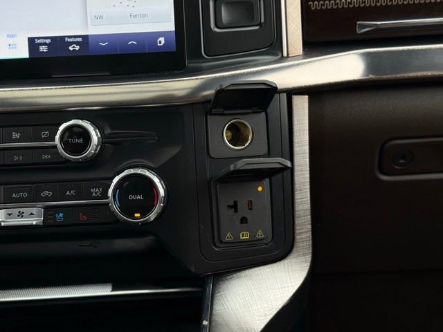 Certified 2022 Ford F150 King Ranch w/ Equipment Group 601A High image 33