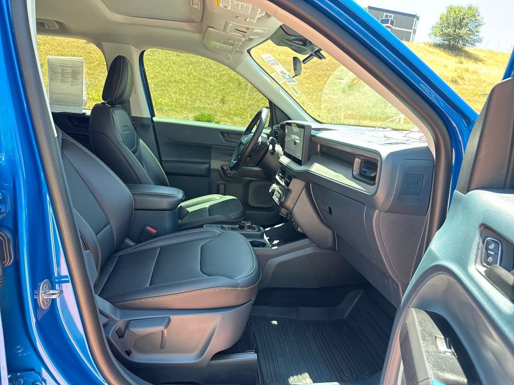 Certified 2025 Ford Maverick Lobo AWD/4WD image 30
