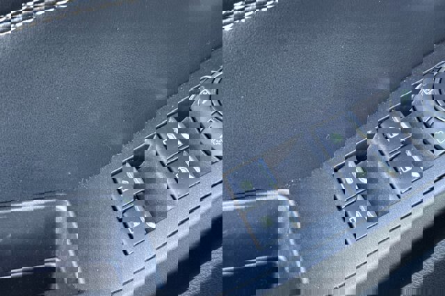 Certified 2020 Ford Explorer Limited w/ Hybrid Equipment Group 310A image 11