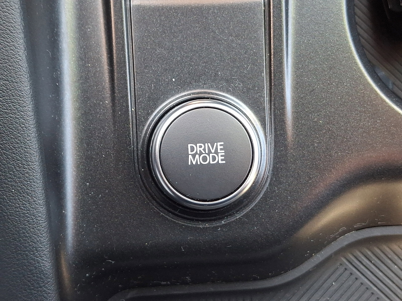 Certified 2025 Ford Explorer ST-Line w/ Premium Package image 26