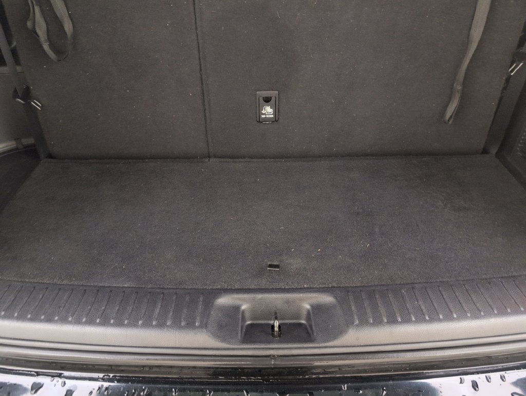 Used 2019 Toyota Highlander Plus FWD image 31