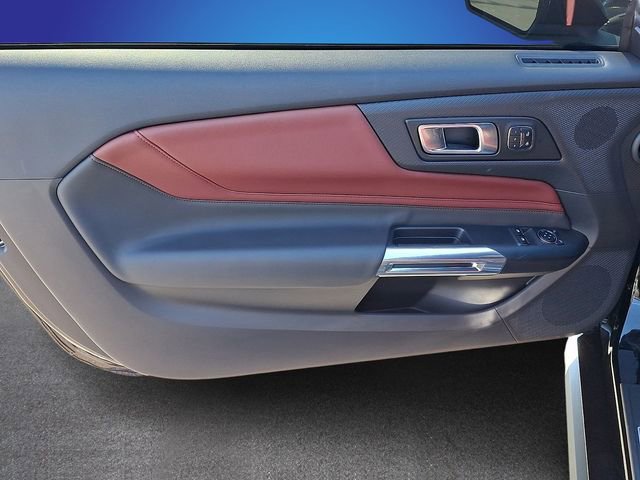 Certified 2025 Ford Mustang GT Premium RWD image 7