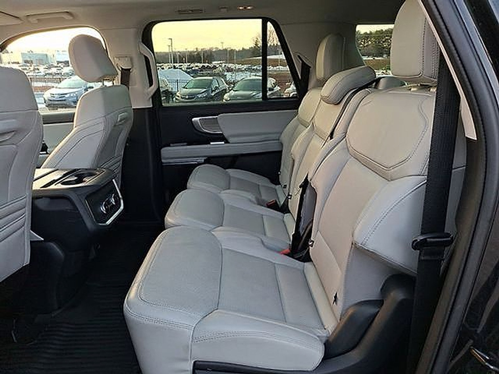 Certified 2025 Ford Expedition Max Platinum AWD/4WD image 13