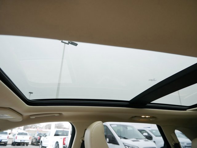 Certified 2022 Ford Edge SEL w/ Convenience Package image 9