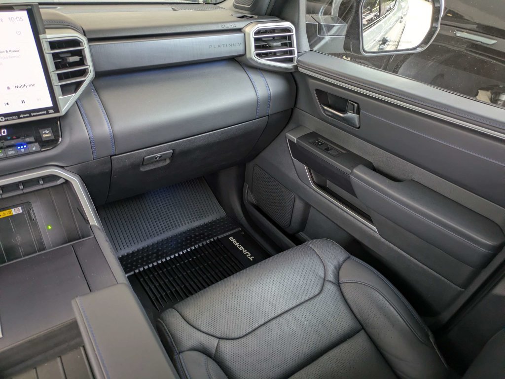 Used 2024 Toyota Tundra Platinum AWD/4WD image 17