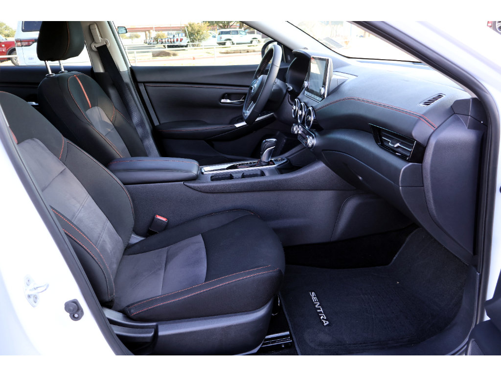Used 2024 Nissan Sentra SR FWD image 16