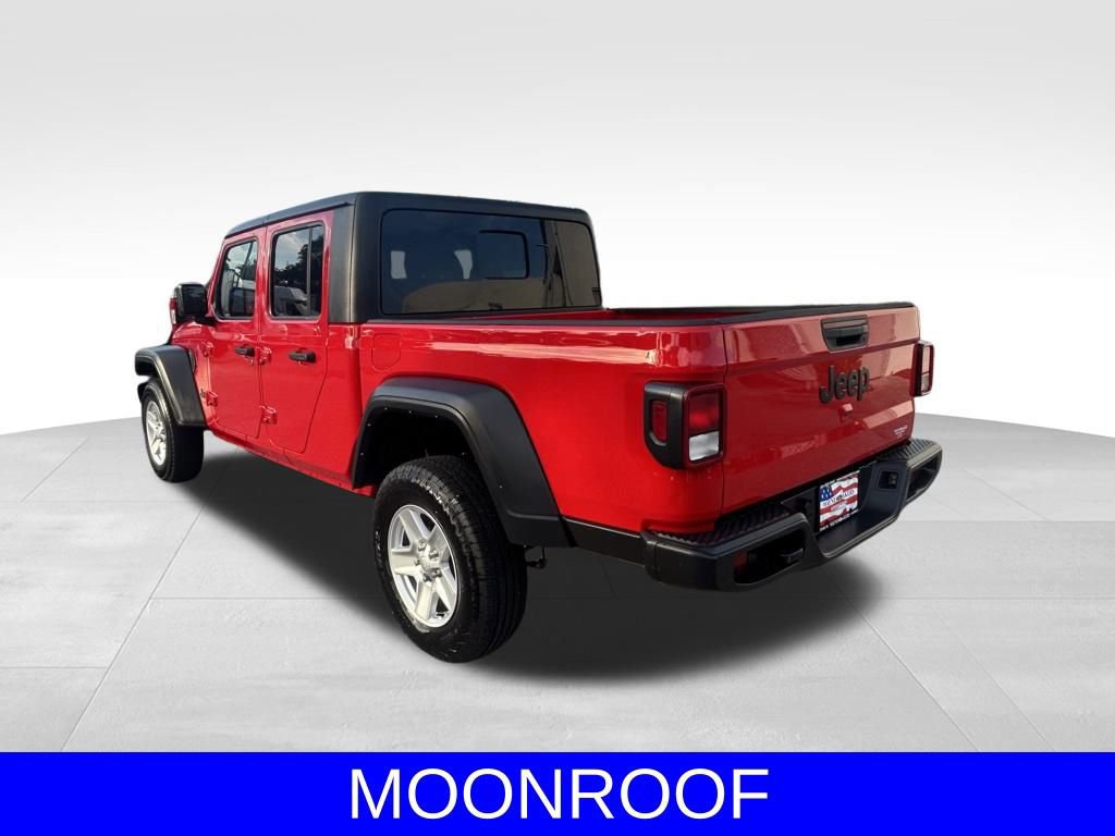 Used 2023 Jeep Gladiator Sport image 5