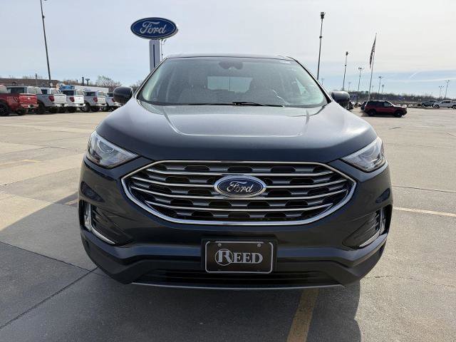 Certified 2022 Ford Edge SEL w/ Convenience Package AWD/4WD image 3