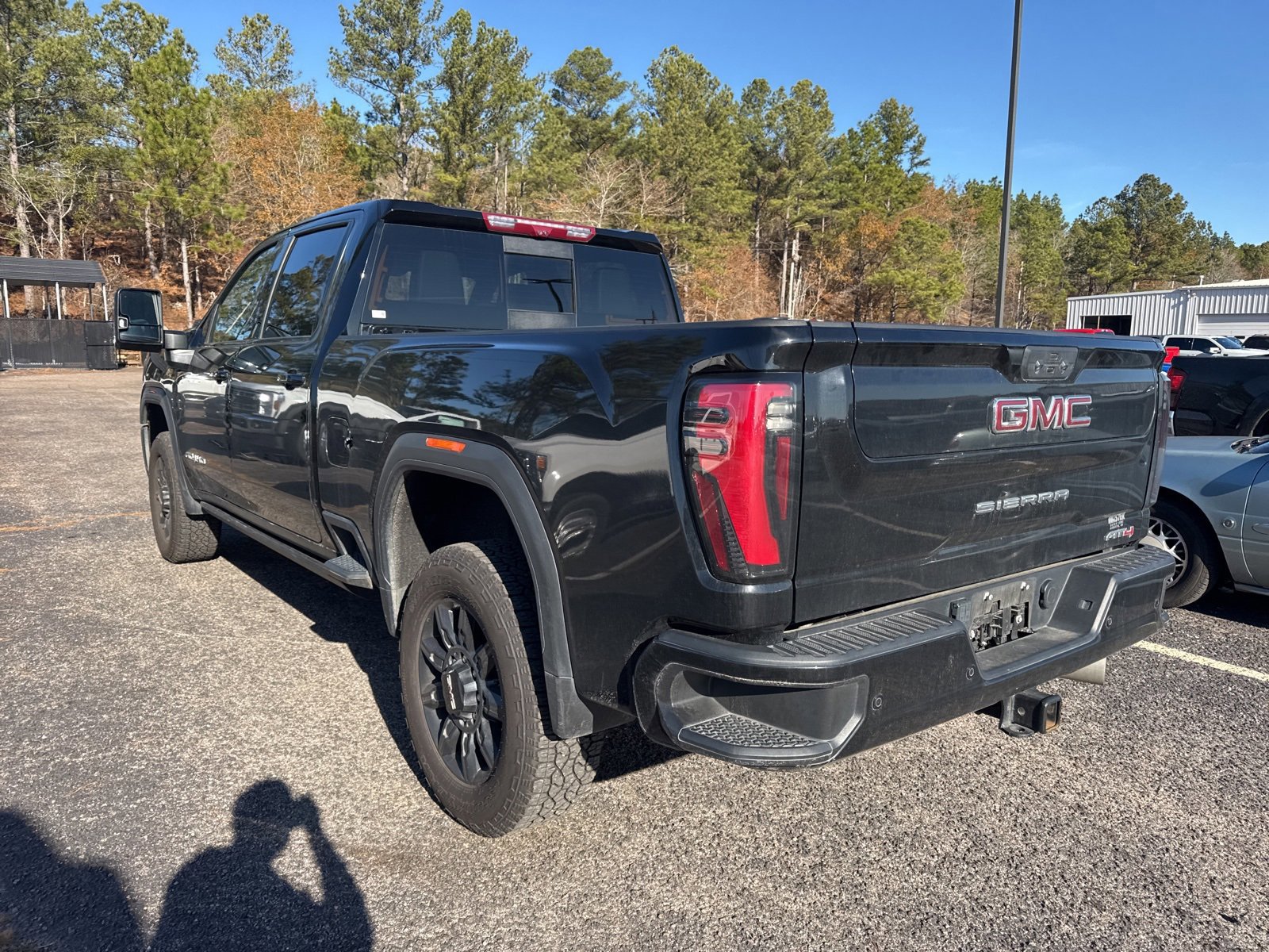 Used 2024 GMC Sierra 2500 AT4 w/ AT4 Premium Plus Package image 2