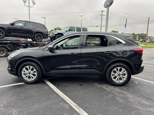 Certified 2024 Ford Escape Active AWD/4WD image 4
