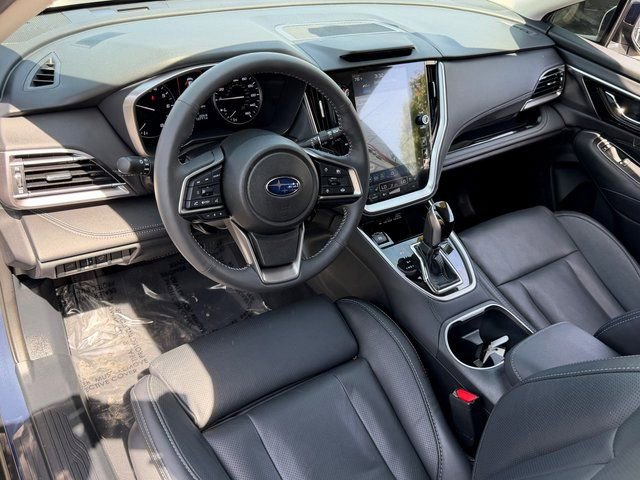 Used 2025 Subaru Outback Touring AWD/4WD image 39