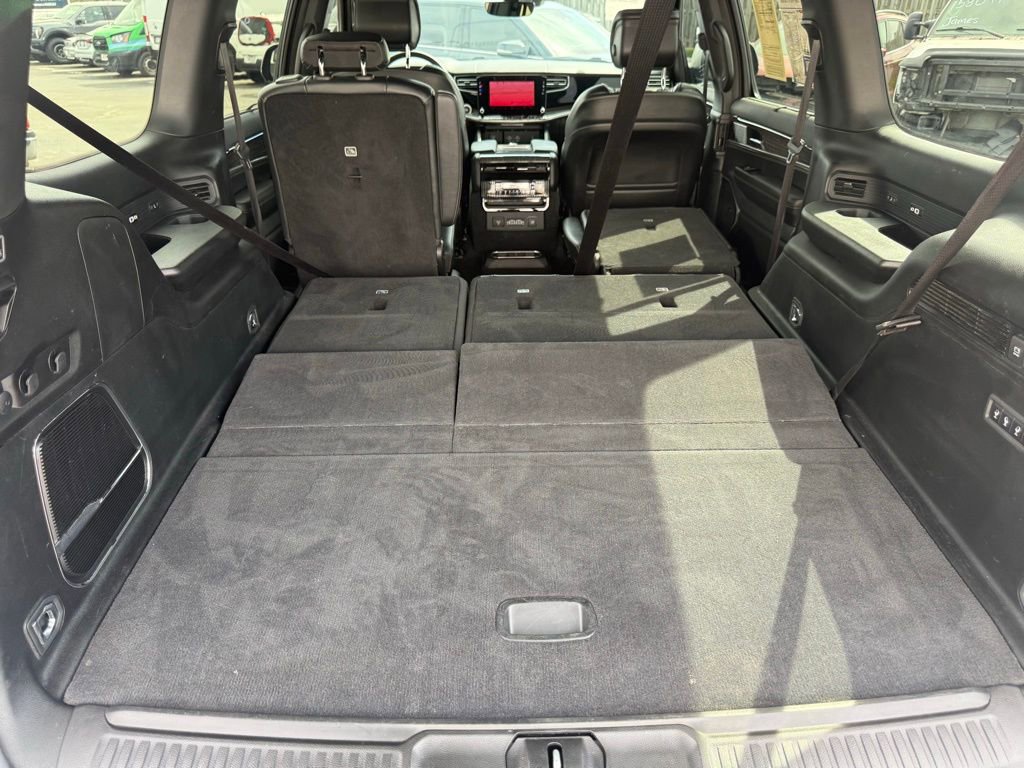 Used 2022 Jeep Wagoneer Series III w/ Convenience Group I AWD/4WD image 49