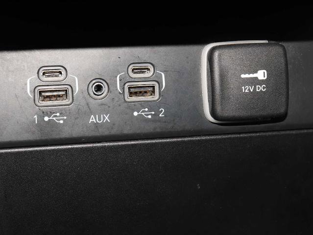 Used 2023 Jeep Grand Cherokee L Laredo image 34