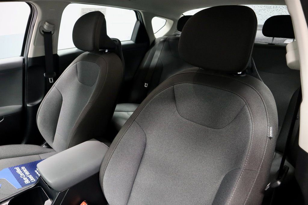 Used 2025 Kia K4 LXS image 25