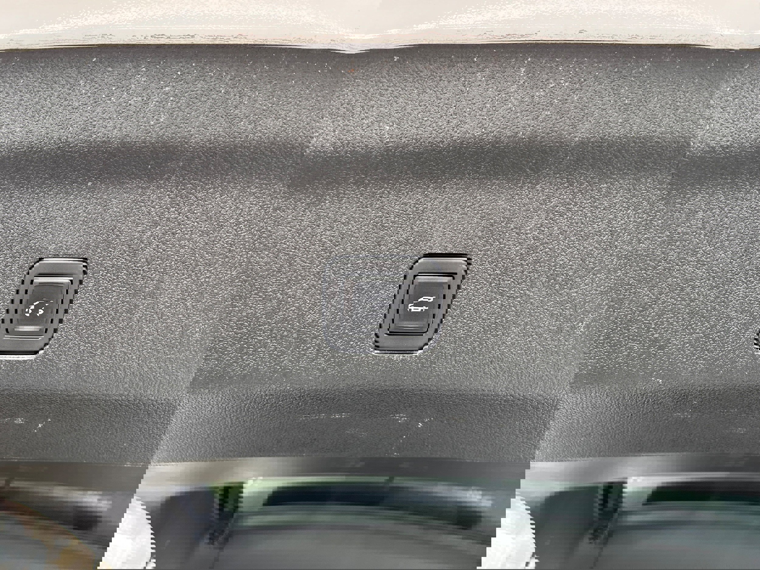 Used 2023 Chevrolet Suburban LT image 15