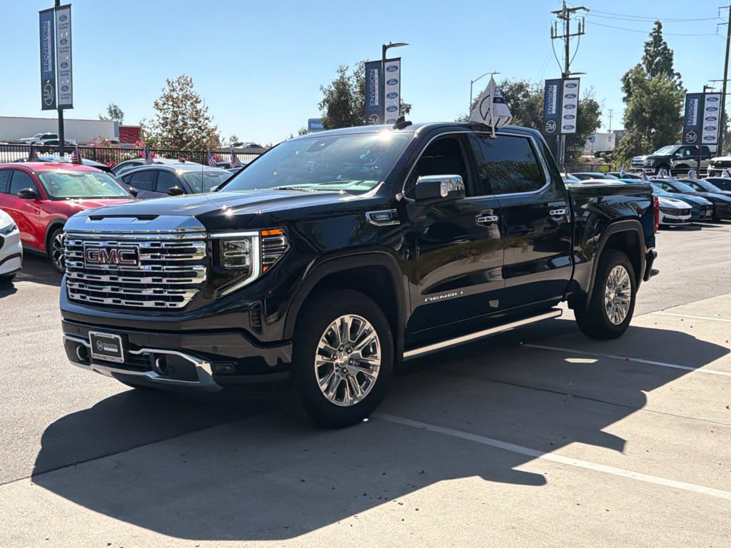 Used 2026 GMC Sierra 1500 Denali w/ Technology Package AWD/4WD image 6