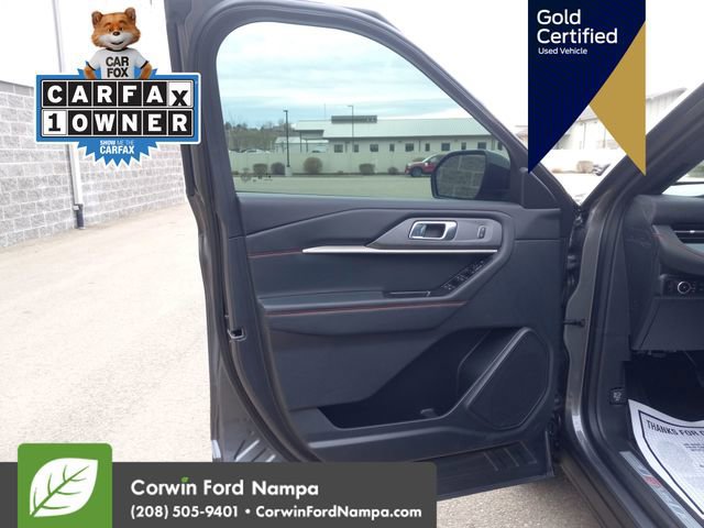 Certified 2025 Ford Explorer ST-Line image 12