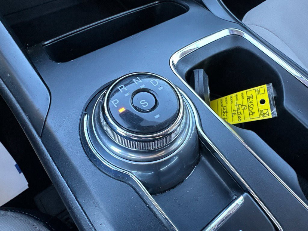 Certified 2019 Ford Fusion SE FWD image 19