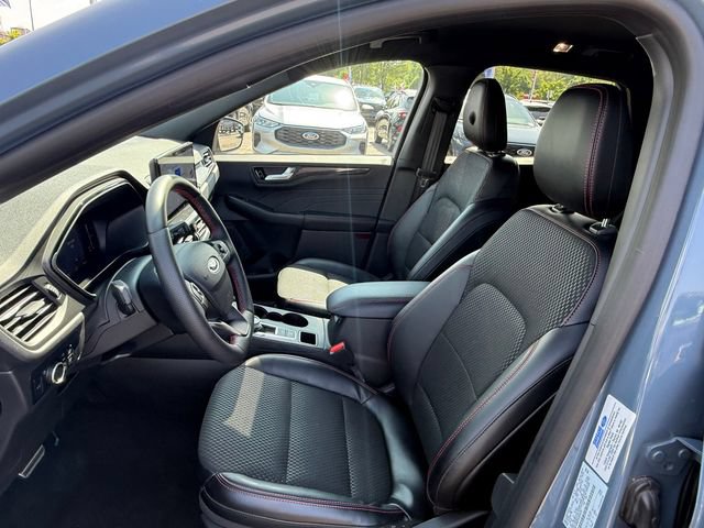 Certified 2024 Ford Escape ST-Line w/ Tech Pack #1 AWD/4WD image 7