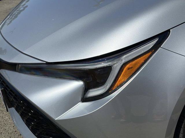 Used 2025 Toyota Corolla SE w/ SE Package FWD image 10