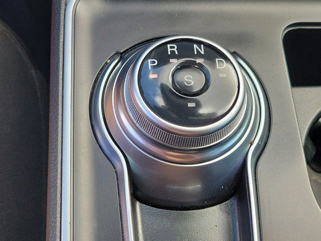 Certified 2024 Ford Edge SE w/ Black Appearance Package image 26