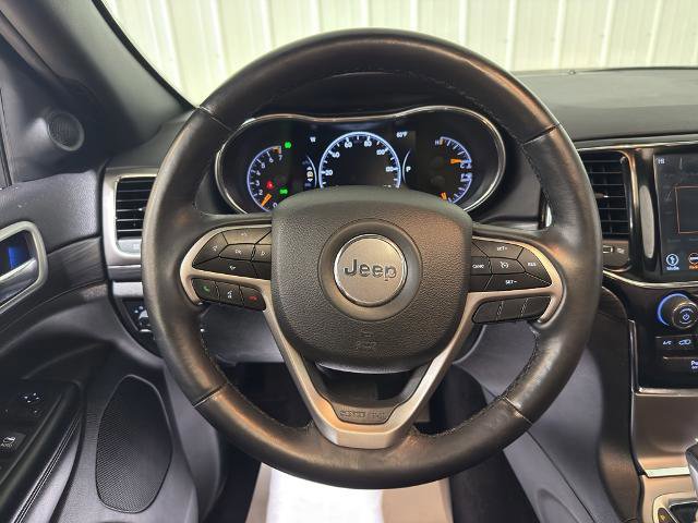 Used 2019 Jeep Grand Cherokee Altitude image 3